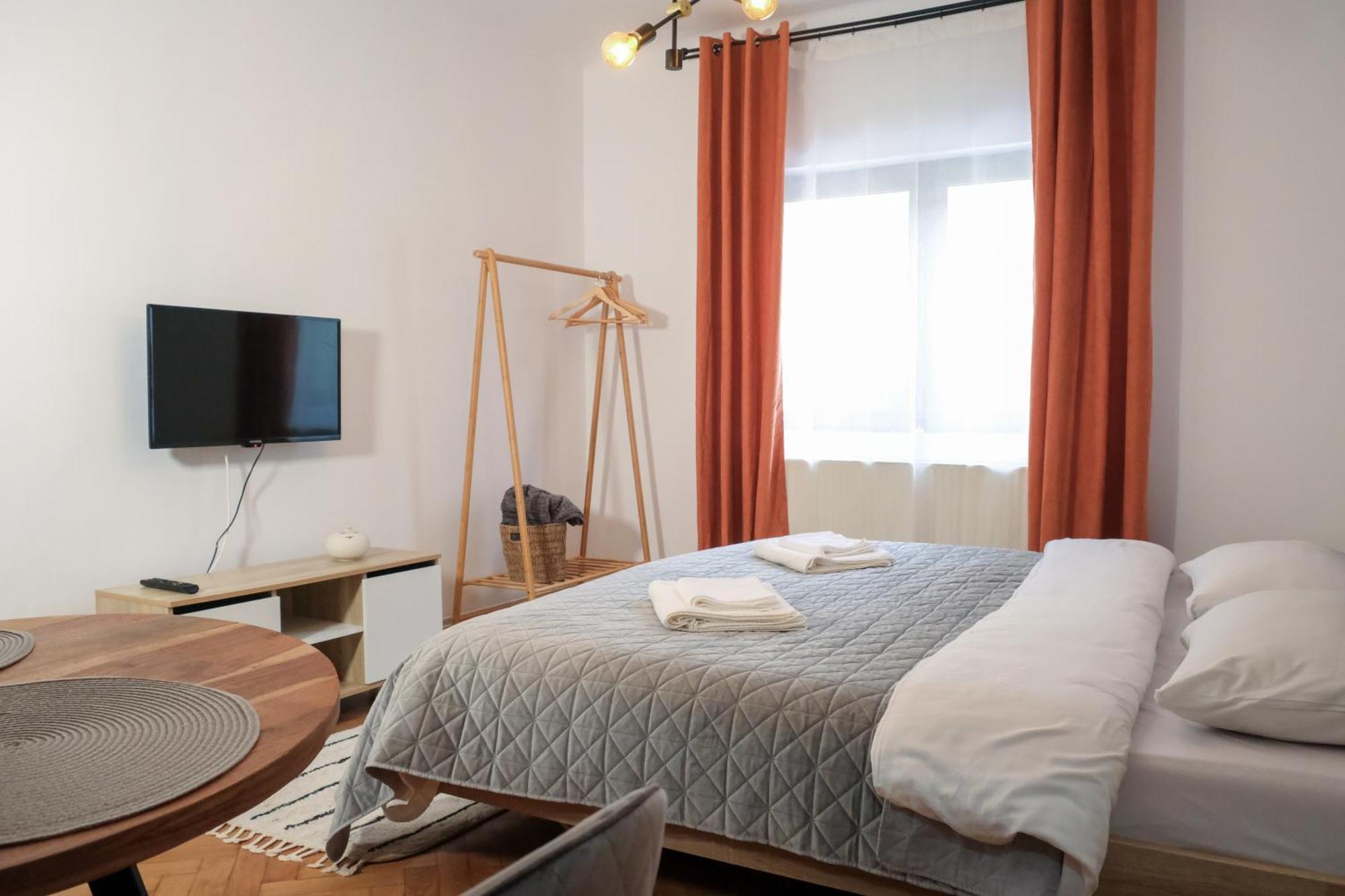 דירות בראשוב Casa Puscariu מראה חיצוני תמונה
